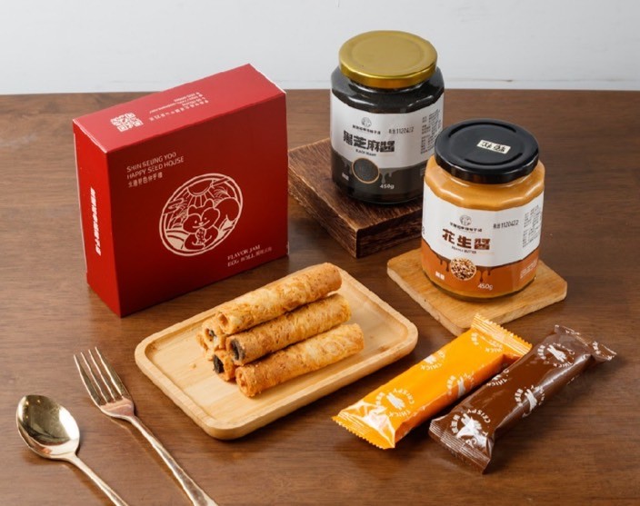 新勝裕超濃花生醬蛋捲+黑芝麻醬蛋捲+可可榛果蛋捲+肉鬆蛋捲 2