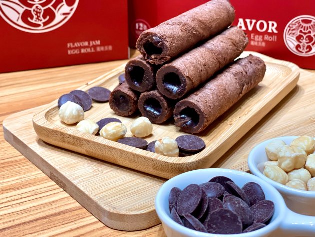 新勝裕超濃花生醬蛋捲+黑芝麻醬蛋捲+可可榛果蛋捲+肉鬆蛋捲 9
