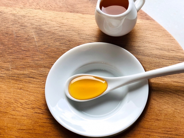 台灣嘉義縣濟玉農場龍眼百花蜂蜜~無農藥檢驗合格