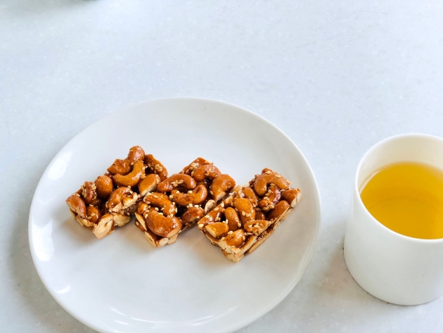 古早味手作腰果酥糖 1